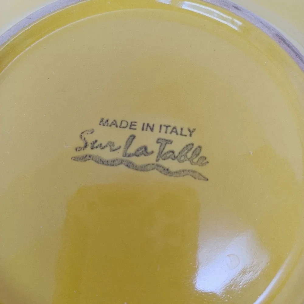 Sur La Table Rooster Pasta Soup Bowls 3 Set Yellow Made in Italy Scalloped 9.5in